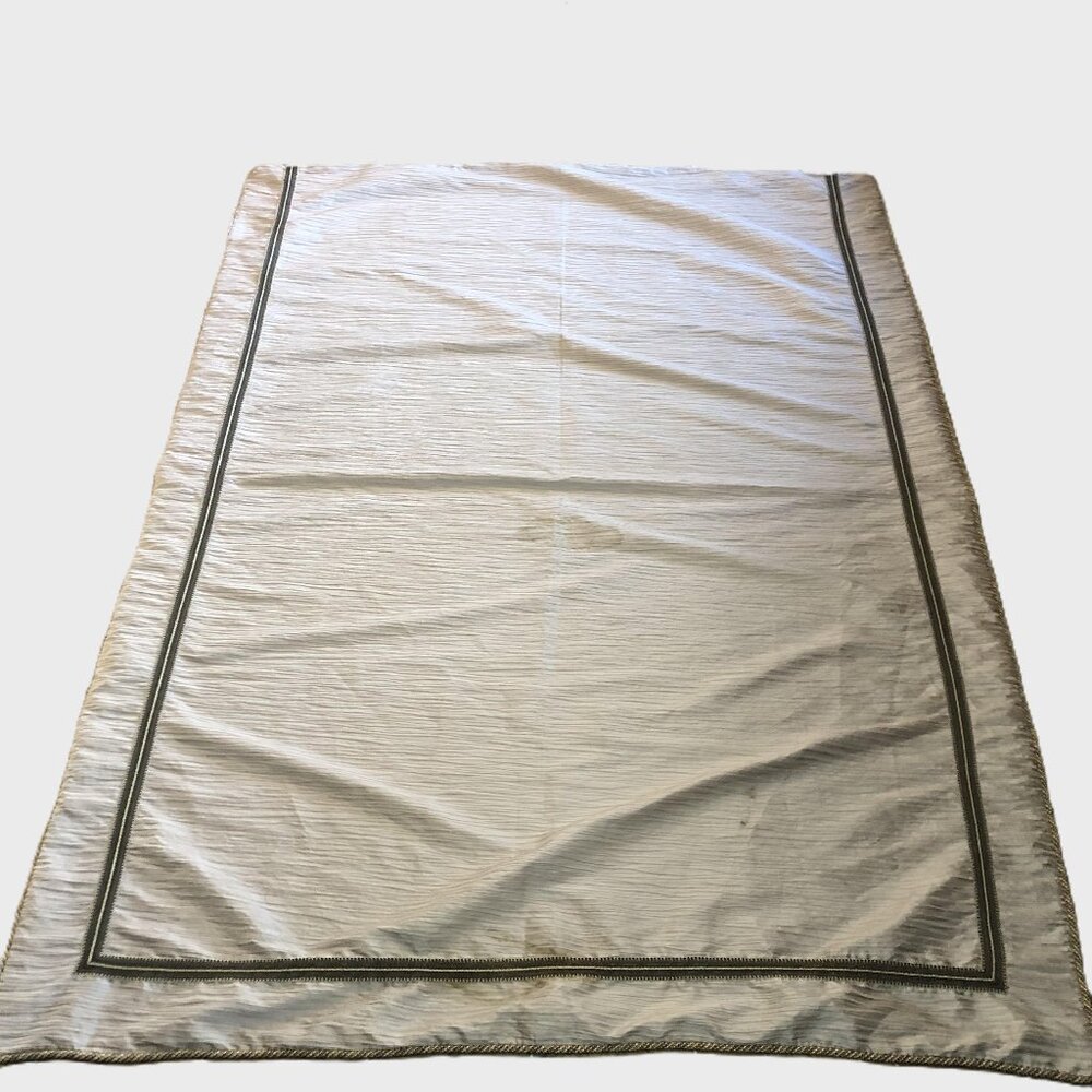 Luxury Eastern Accents Vivaldi Fog Twin Duvet Cover